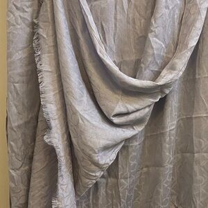 Calvin Klein Light Gray Textured Scarf